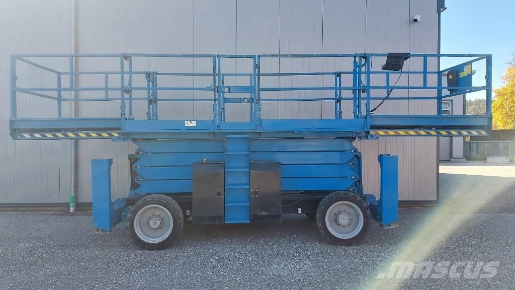 Genie GS 4390 RT Scheren-Arbeitsbühnen