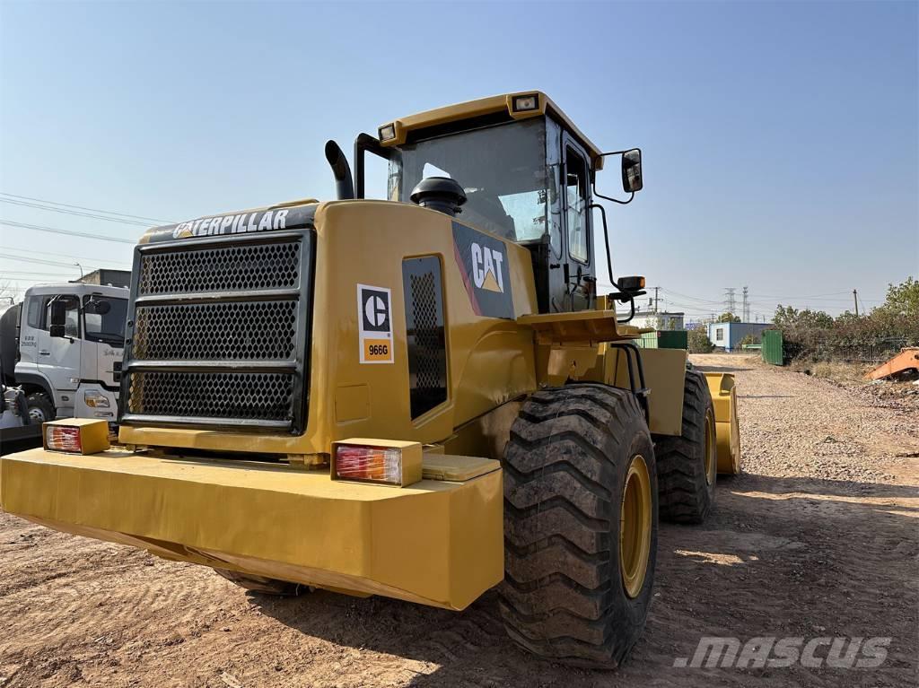 CAT 966G Radlader