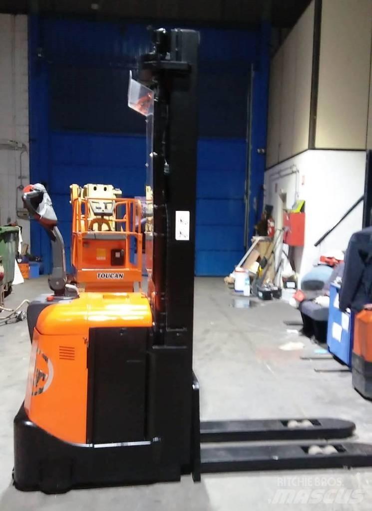 BT SPE 160 Deichselstapler
