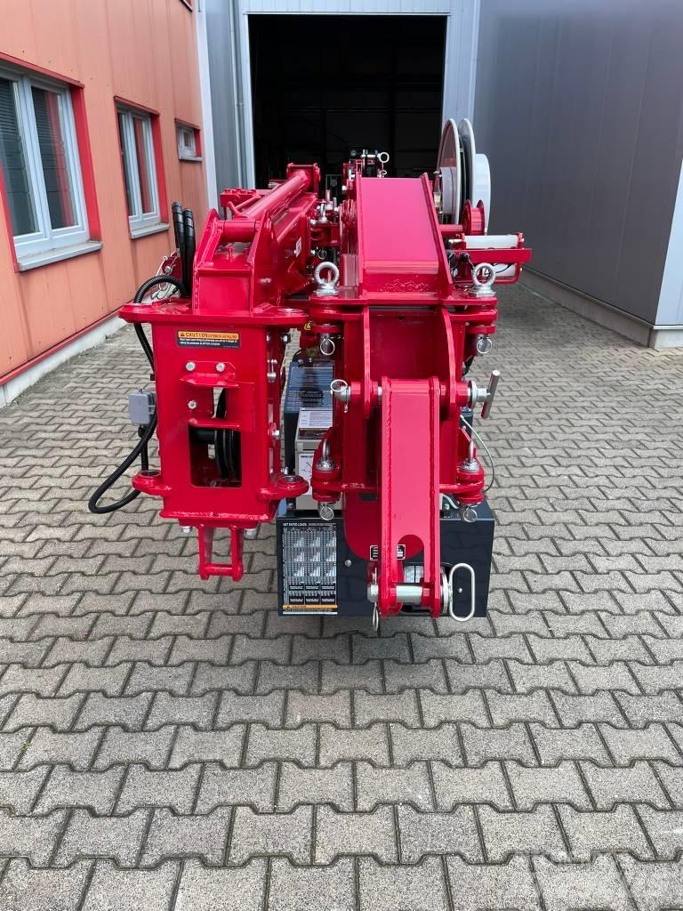 Unic URW-295-2 Raupenkrane