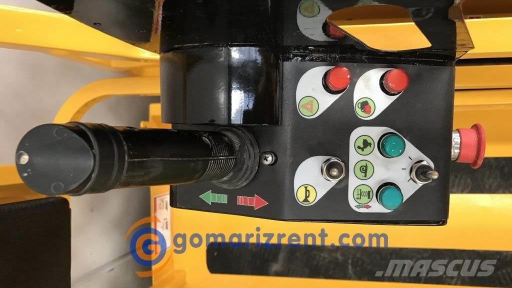 Haulotte Compact 8 Scheren-Arbeitsbühnen