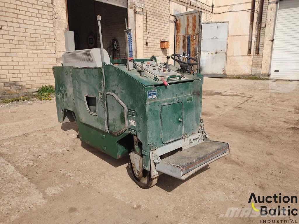 Wirtgen W350 Asphaltfräsen