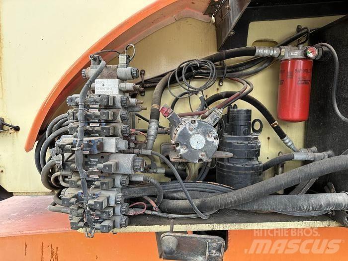 JLG 800AJ Gelenkteleskoparbeitsbühnen