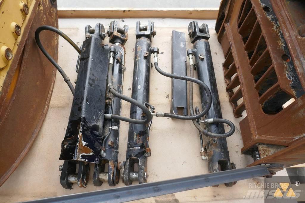 CAT 525D Grapple Transport Sonstige