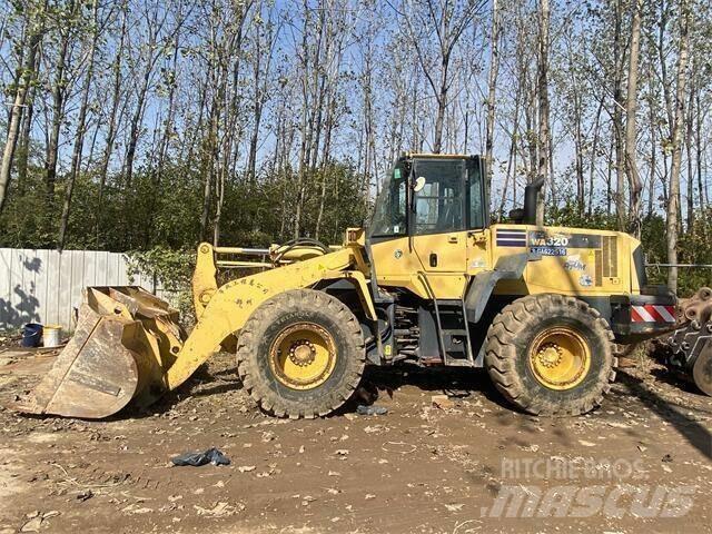 Komatsu WA320-5 Baggerlader
