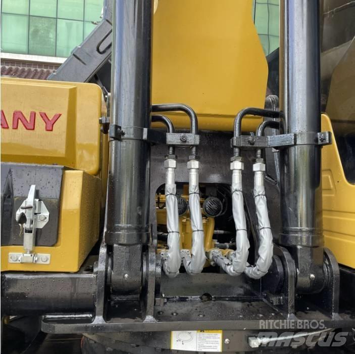 Sany SY215C Raupenbagger