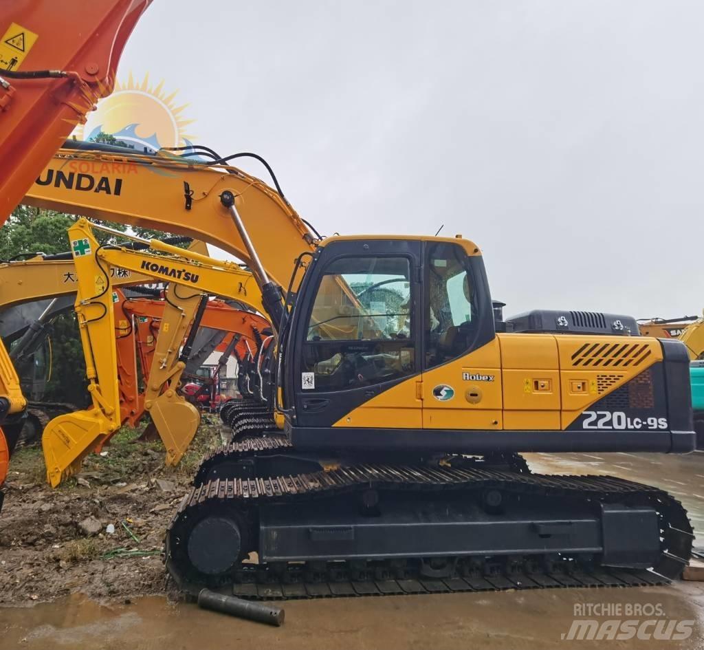 Hyundai R220LC-9S Mobilbagger
