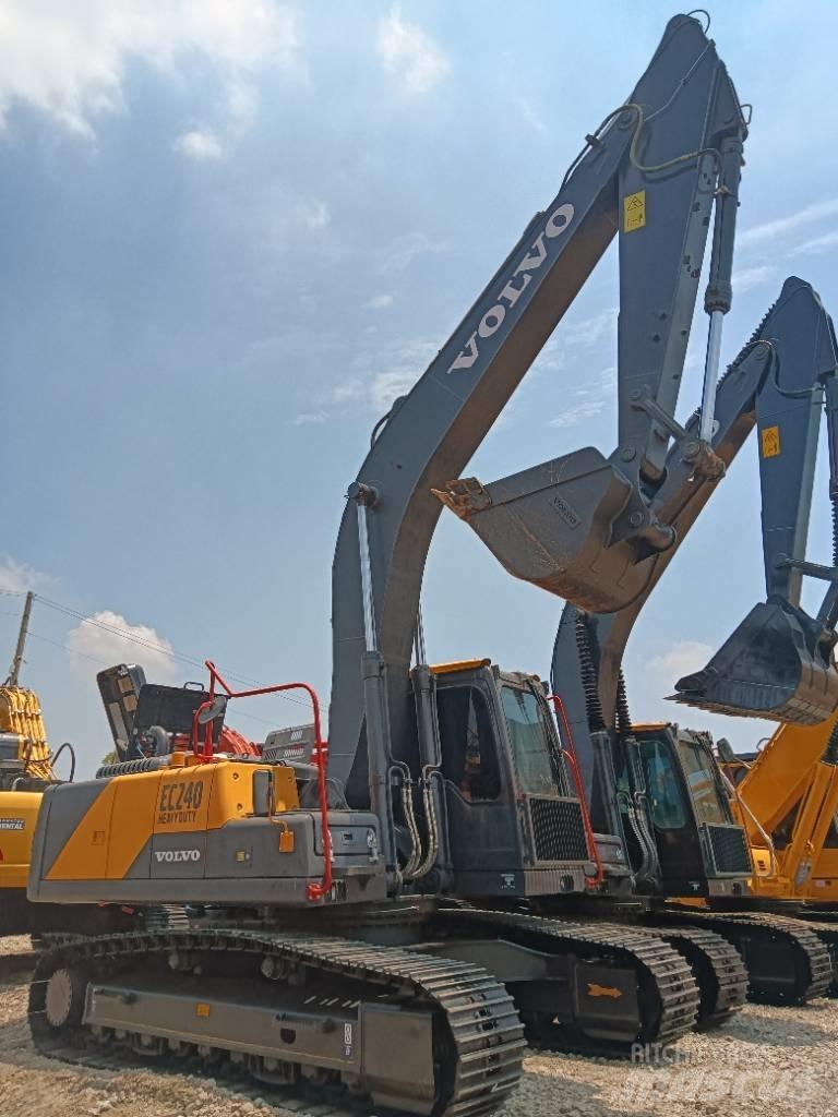 Volvo EC 240 Raupenbagger
