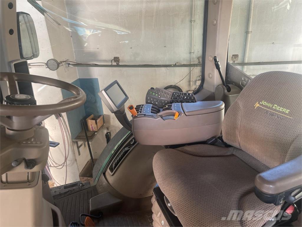 John Deere 7230 R Traktoren