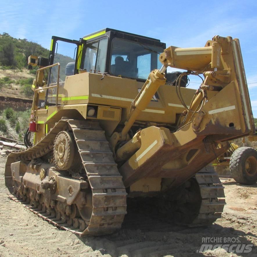 CAT D 9 T Bulldozer