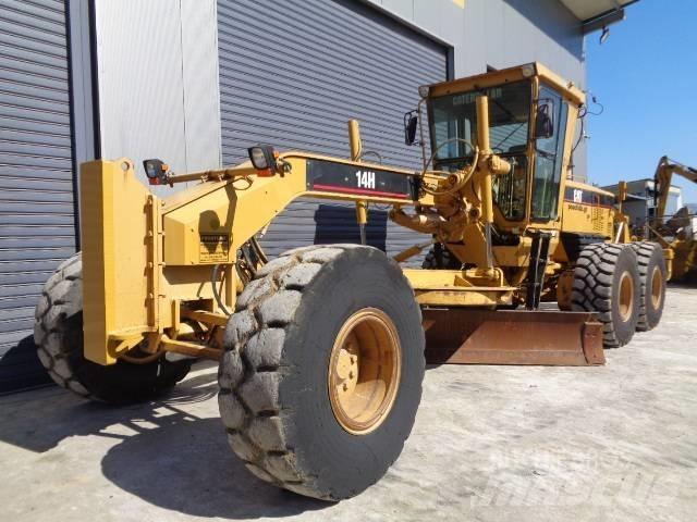 CAT 14 H II Grader