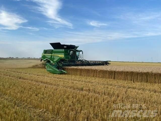 John Deere X9-1100 Mähdrescher
