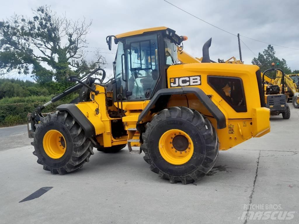 JCB 427 Teleskoplader für Landwirtschaft