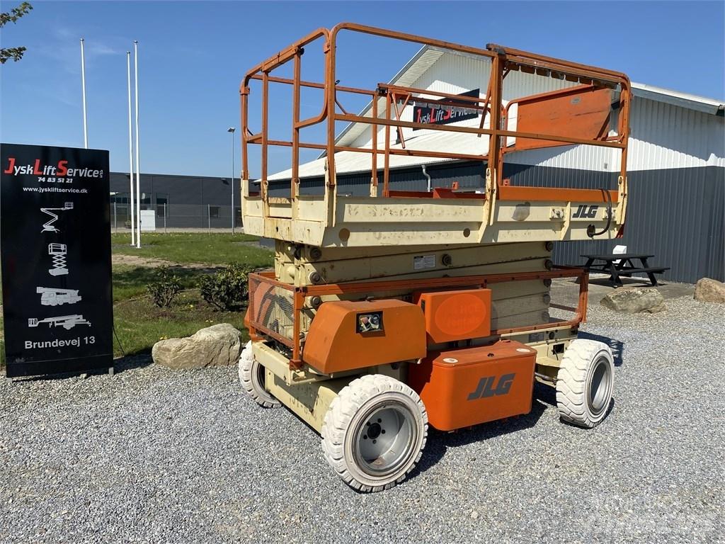JLG 3969 E Scheren-Arbeitsbühnen