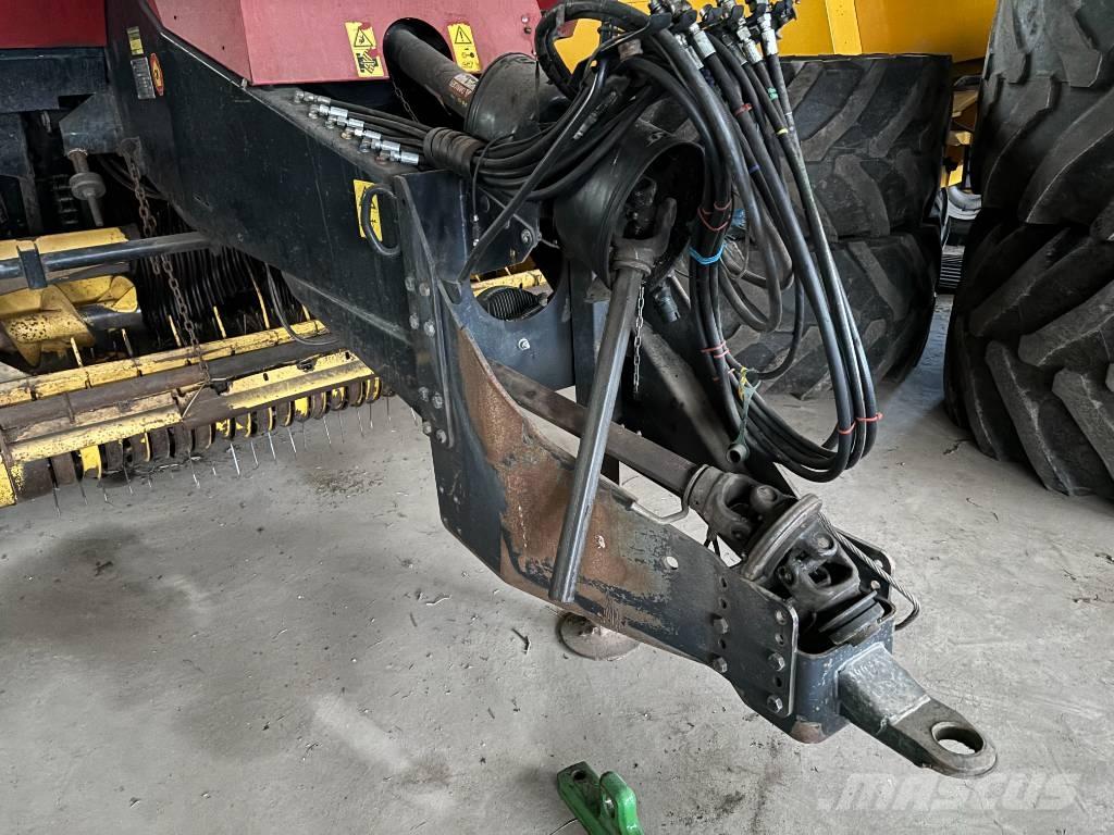 New Holland BB 940 Quaderpressen