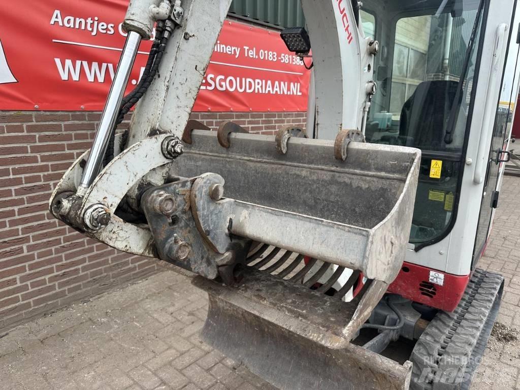 Takeuchi TB216 Minibagger < 7t