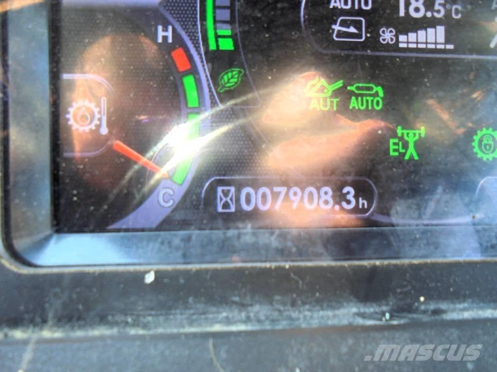 Komatsu WA 470-8 Radlader