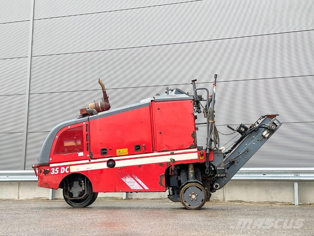 Wirtgen W 35 DC Asphaltfräsen