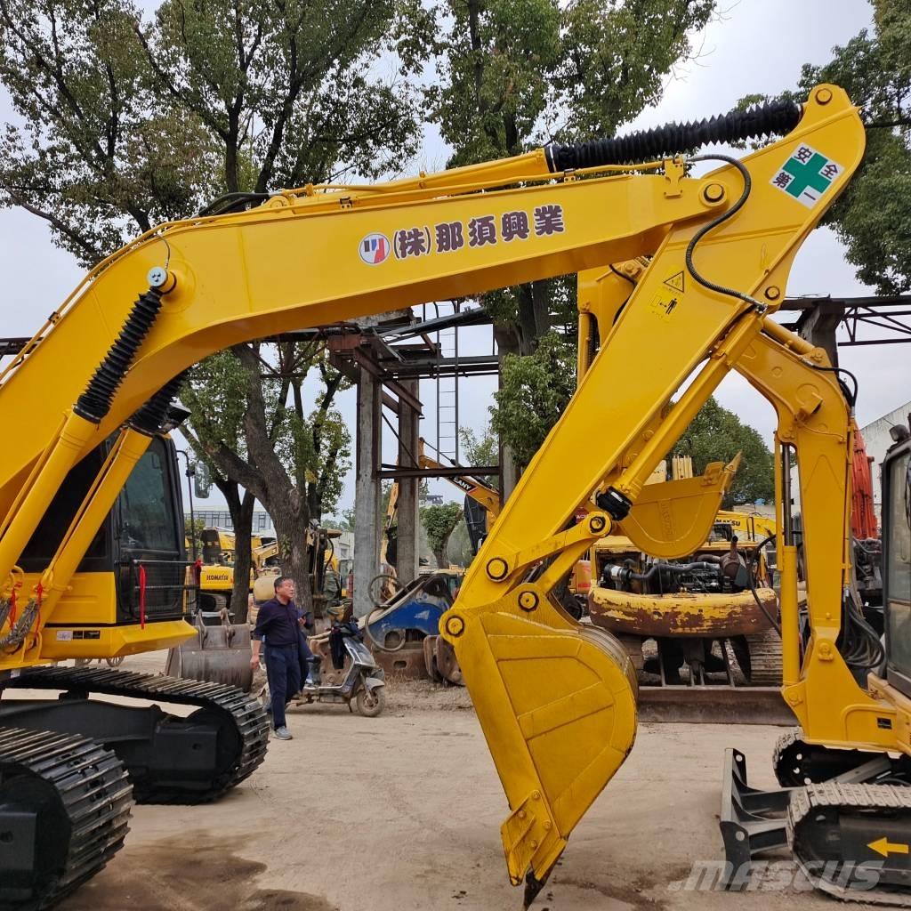 Komatsu PC 200-8 Raupenbagger