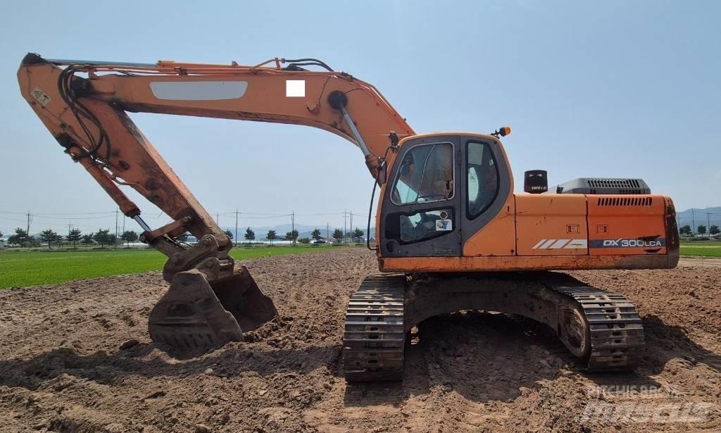 Doosan DX 300 LCA Raupenbagger