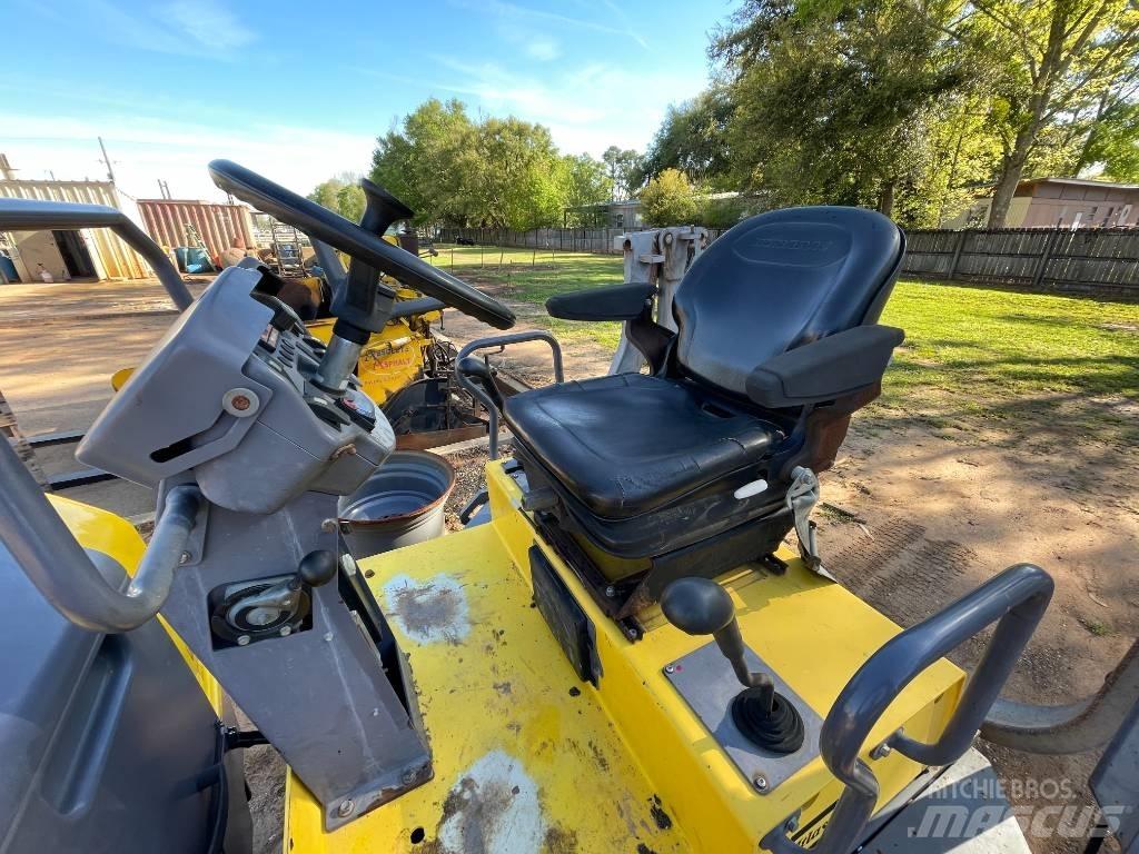 Dynapac CC 1300 Tandemwalzen
