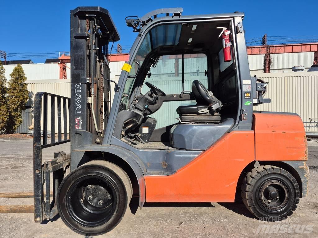 Toyota 8 FGU 30 Heftrucks overige