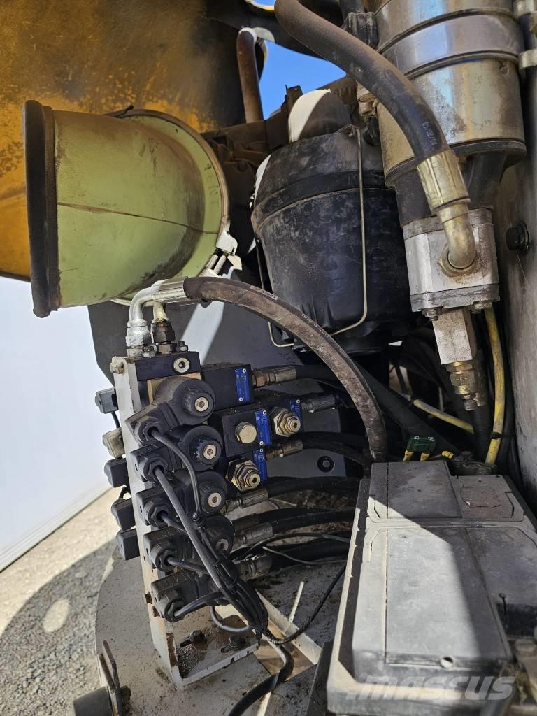 Haulotte HA 16 PX Gelenkteleskoparbeitsbühnen