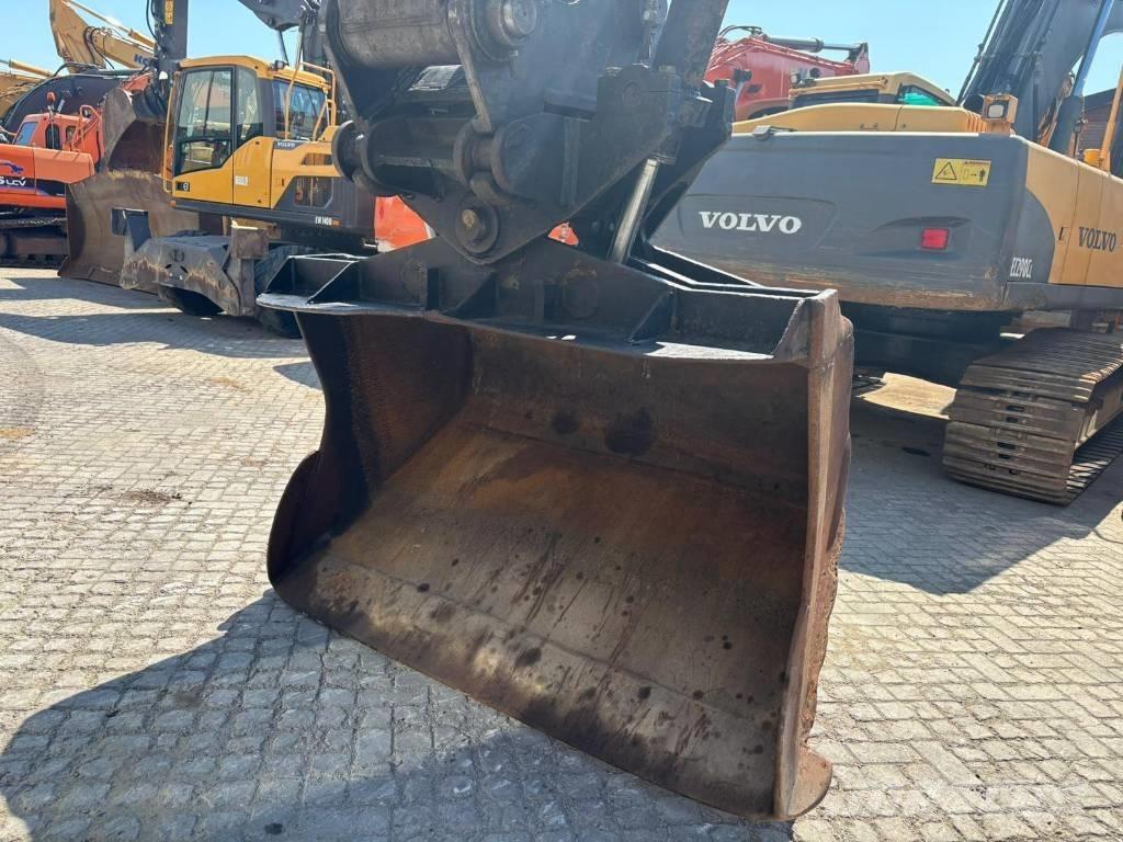 Volvo EC 240 C L Raupenbagger