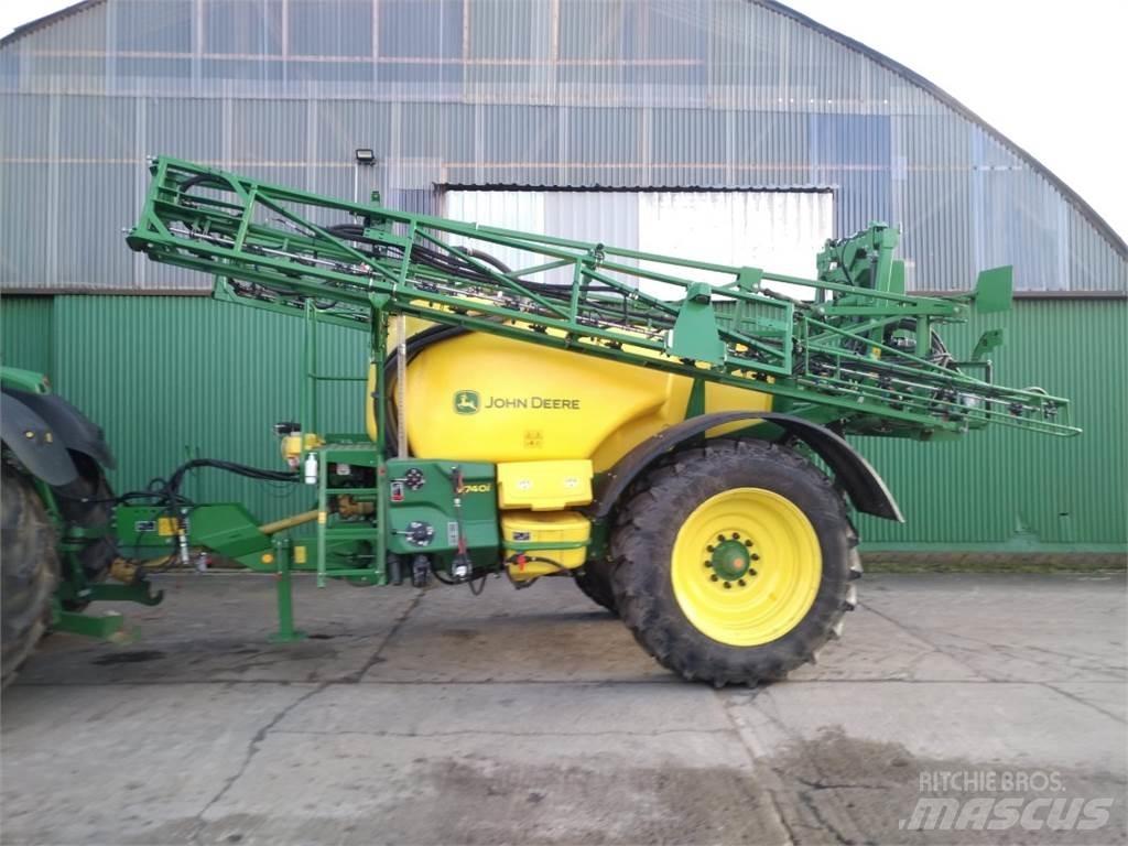 John Deere 740i Anhängespritzen