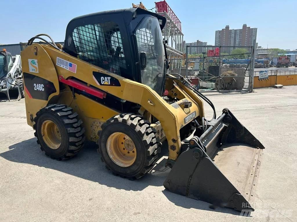CAT 246 C Kompaktlader