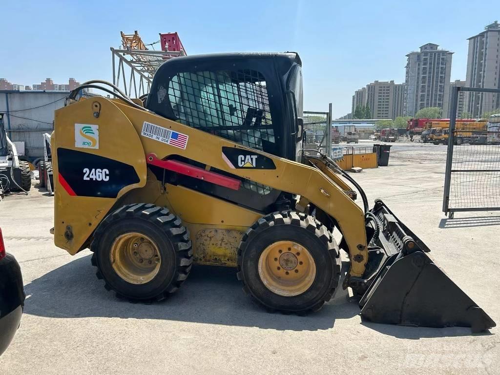 CAT 246 C Kompaktlader
