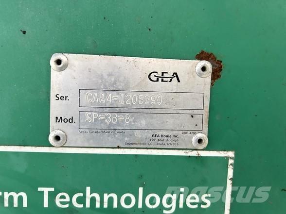 Gea SP-3B-8 Düngemittelverteiler