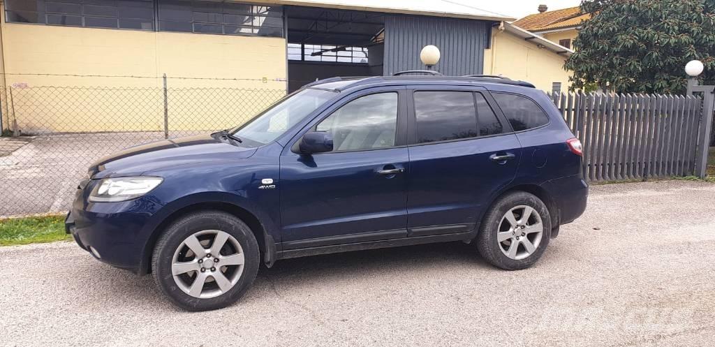 Hyundai SANTA FE PKWs