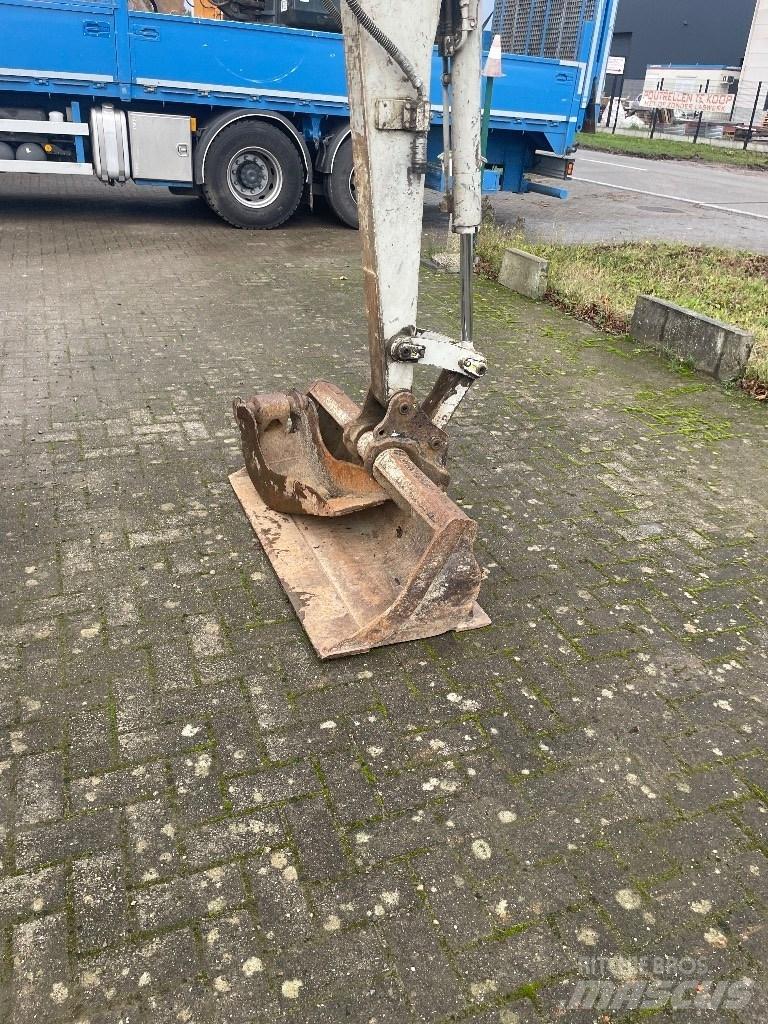 Takeuchi TB 235 Minibagger < 7t