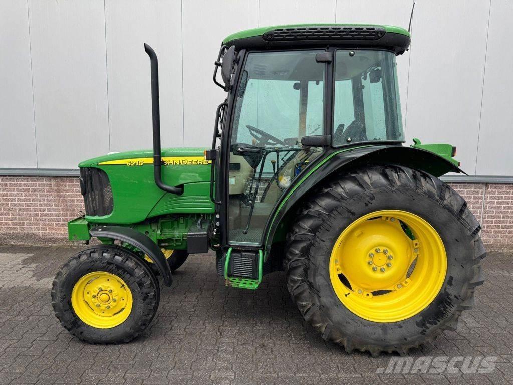 John Deere 5215 PKWs