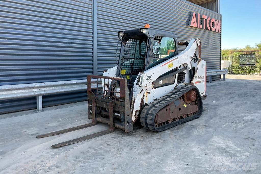 Bobcat T 590 Stammholzschlepper