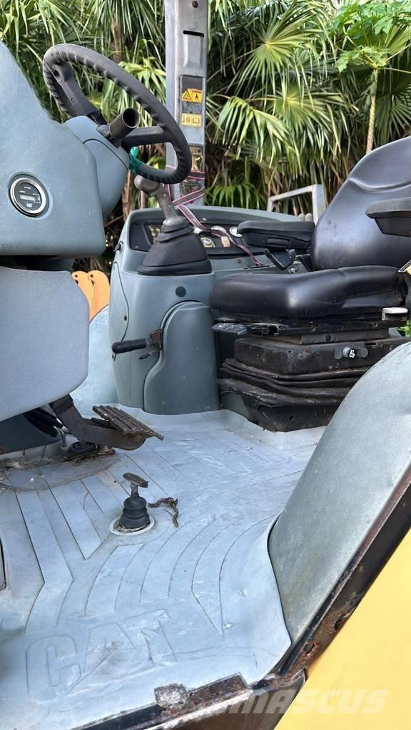 CAT 420 D IT Baggerlader