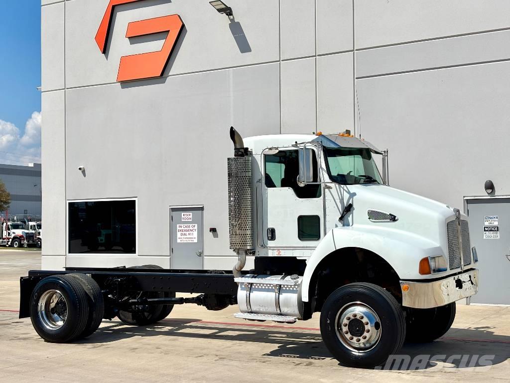 Kenworth T 300 Sattelzugmaschinen