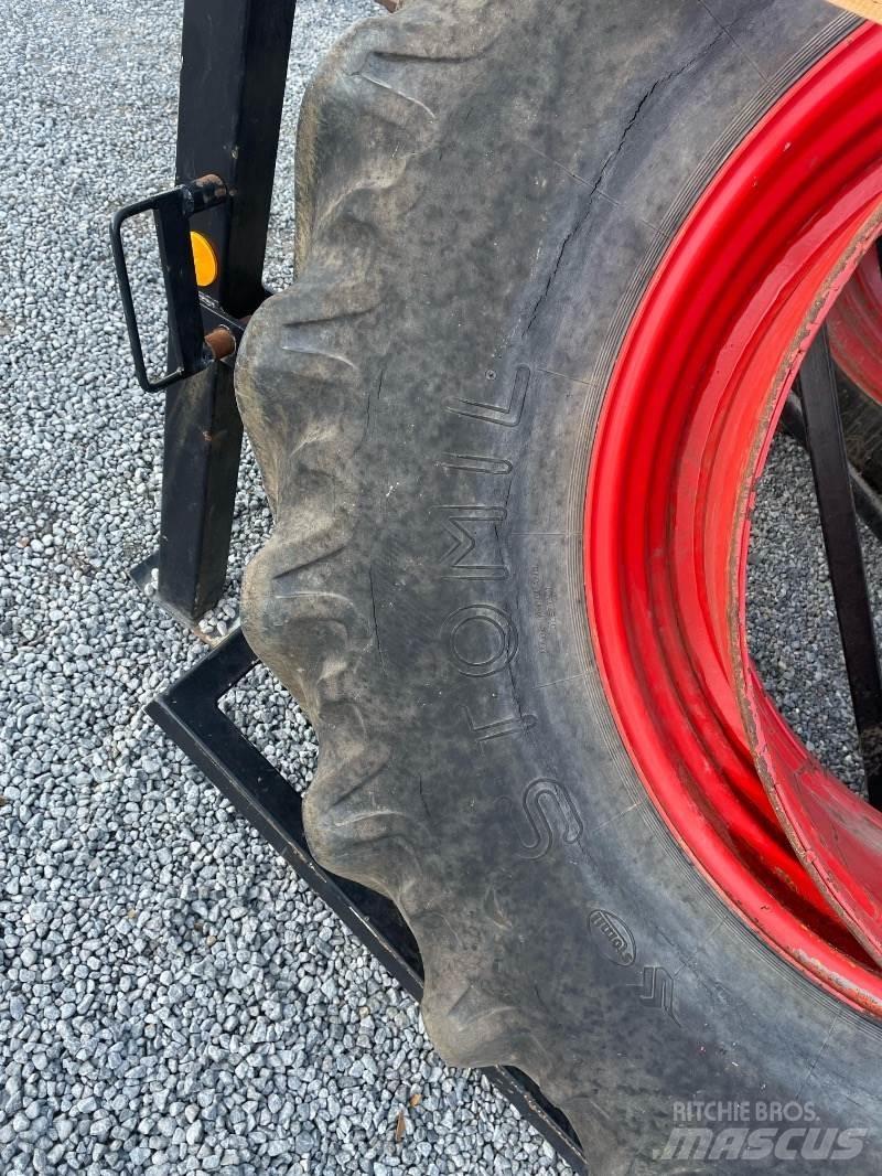 Stomil 20.8 R 38 Reifen