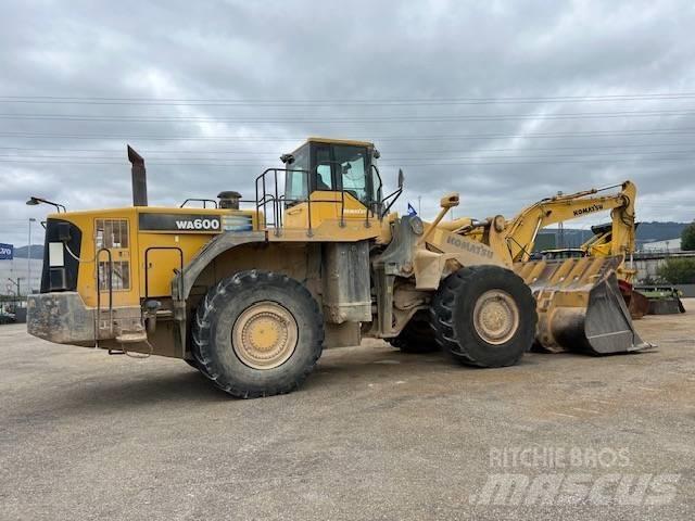 Komatsu WA 600-6 Radlader