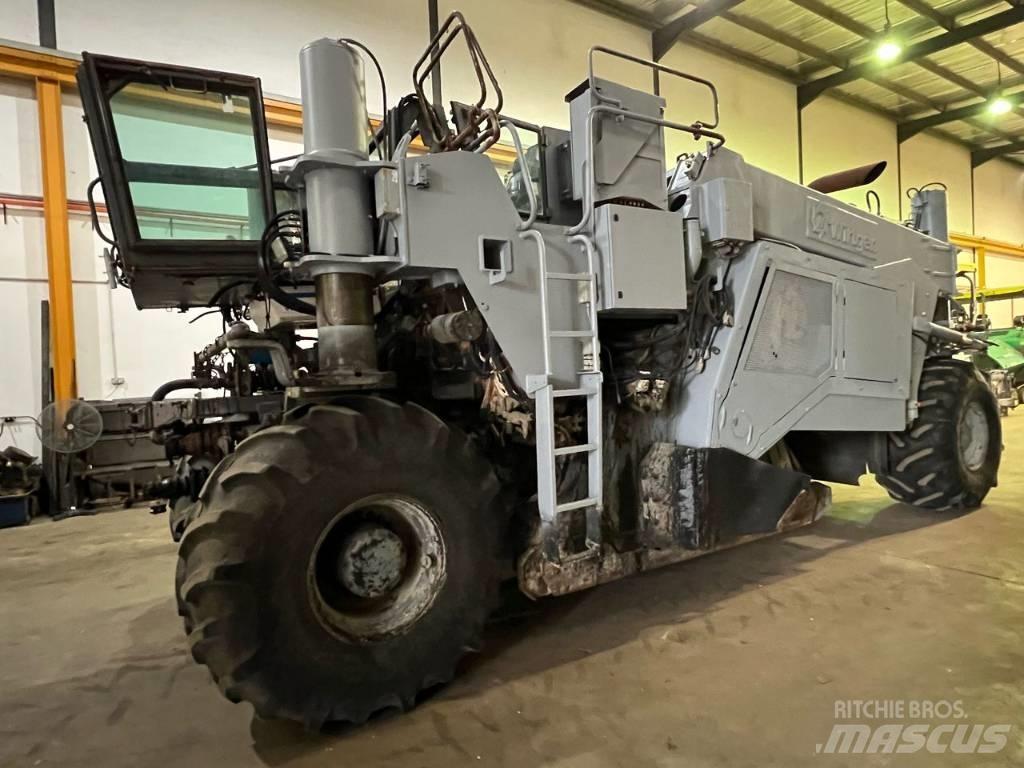 Wirtgen WR2500 Asphalt-Recycler