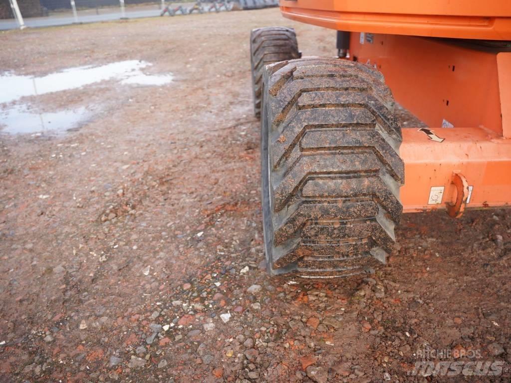JLG 520 AJ Gelenkteleskoparbeitsbühnen