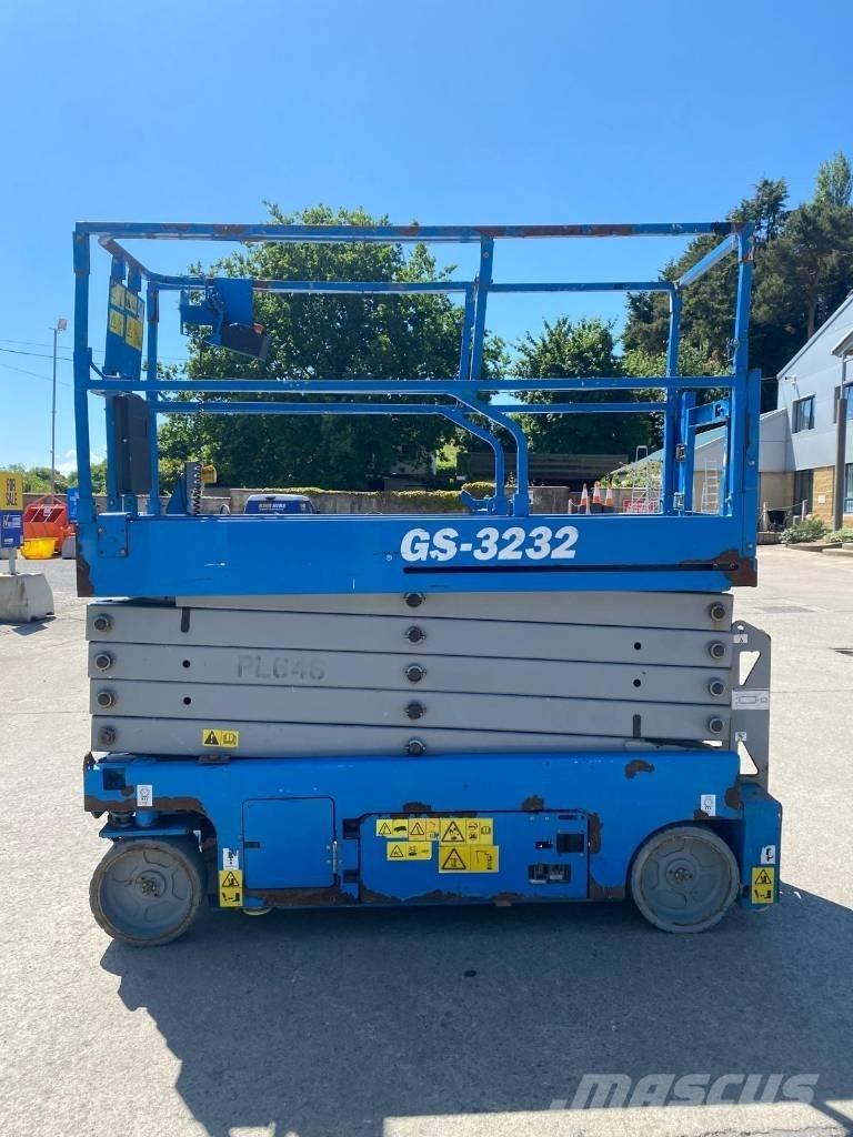 Genie GS 3232 Scheren-Arbeitsbühnen