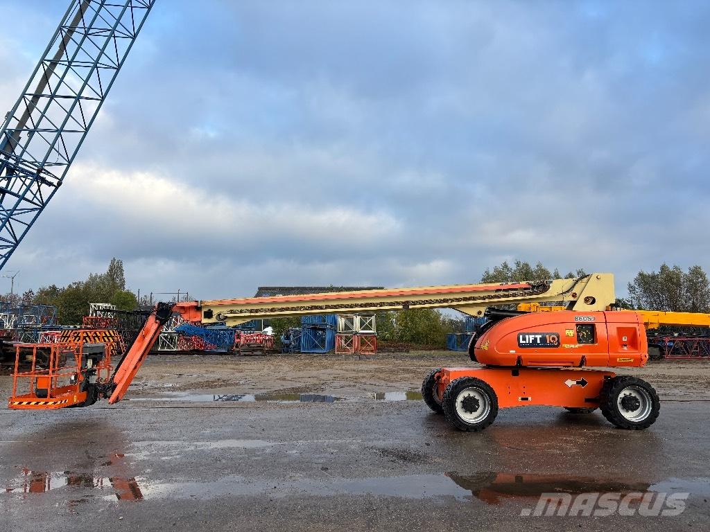 JLG 860 SJ Teleskopbühnen