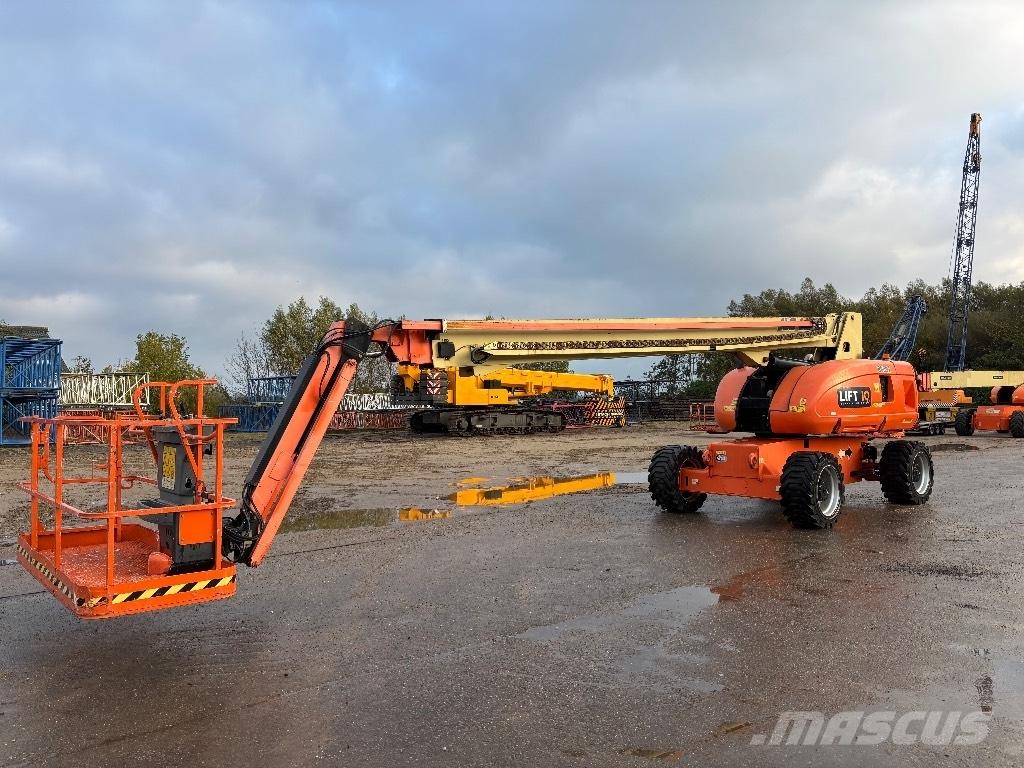 JLG 860 SJ Teleskopbühnen