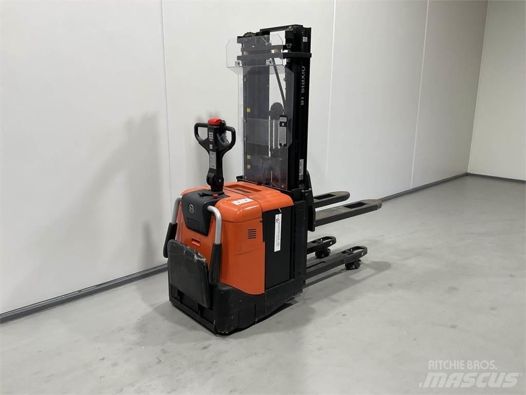 BT SPE125L Zelfrijdende stapelaars