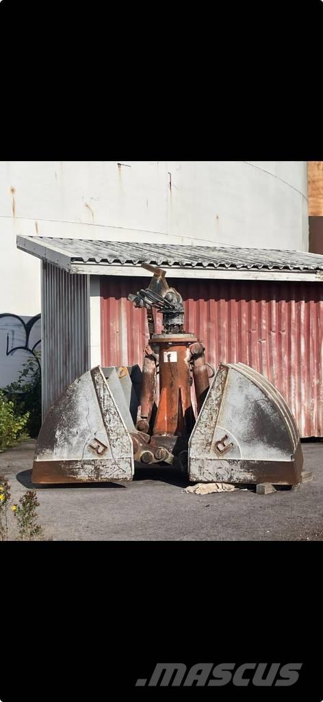 Liebherr A 934 C Materialumschlag