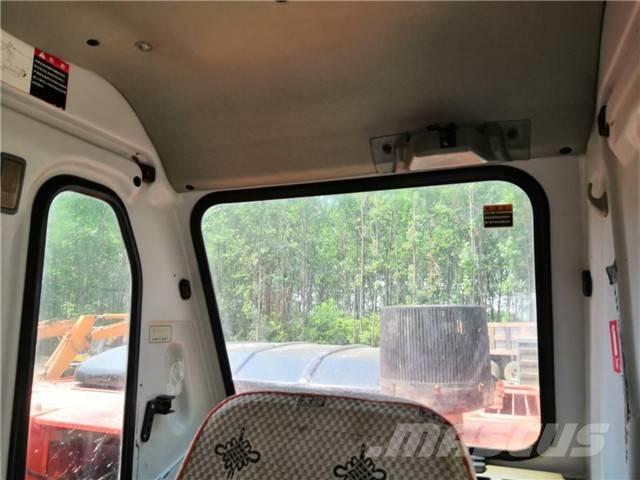 Doosan DH225LC-7 Raupenbagger