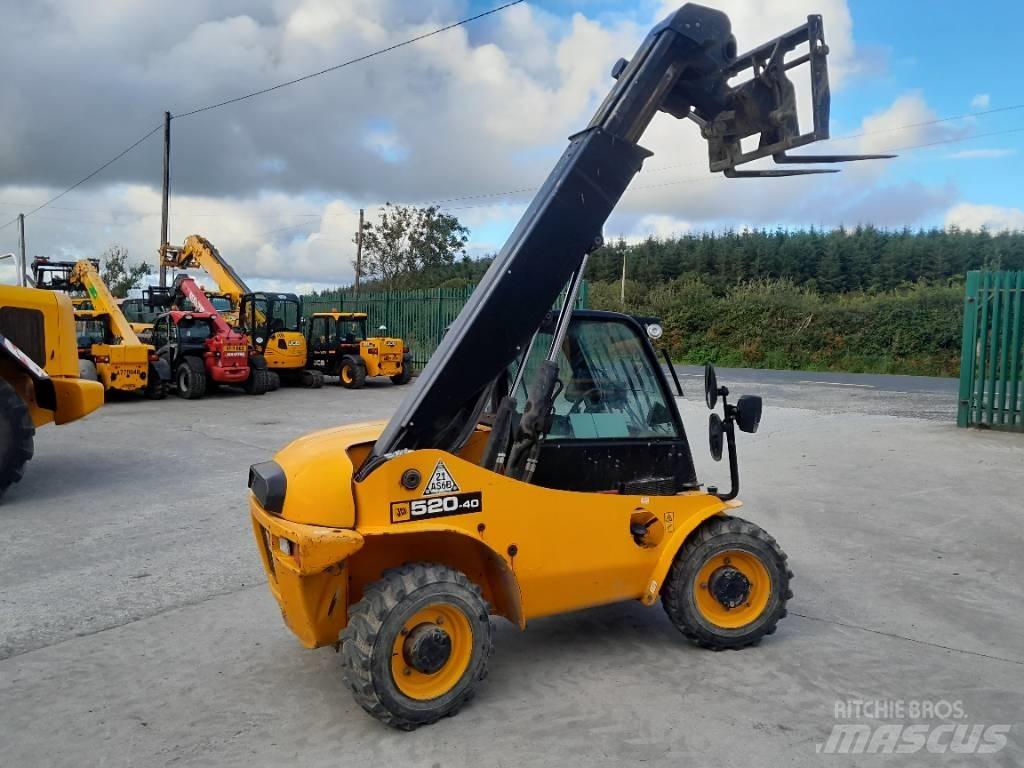 JCB 520-40 Teleskoplader für Landwirtschaft