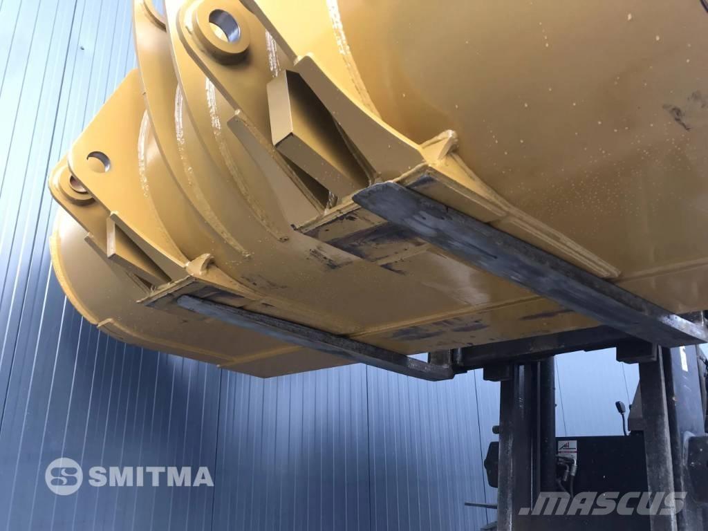 CAT 962M Schaufeln